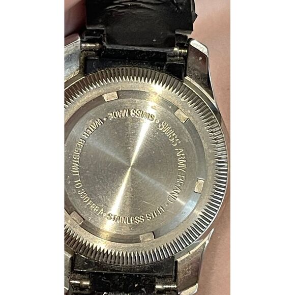 Vintage Swiss Army 90's Ladies Black Date Dial Leather Band Watch‎ - Picture 5 of 8